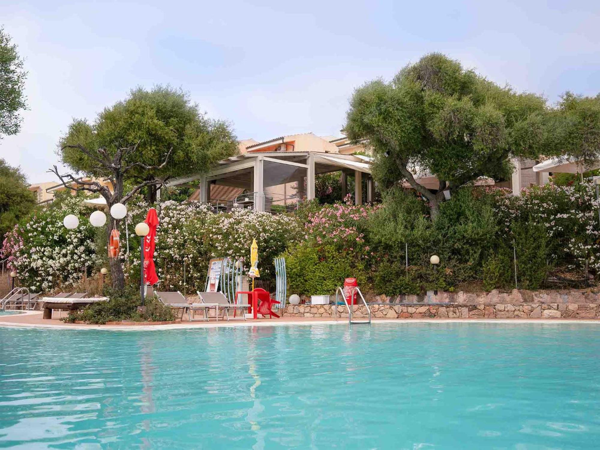 Il Borgo Di Badesi Lejlighedshotel Eksteriør billede