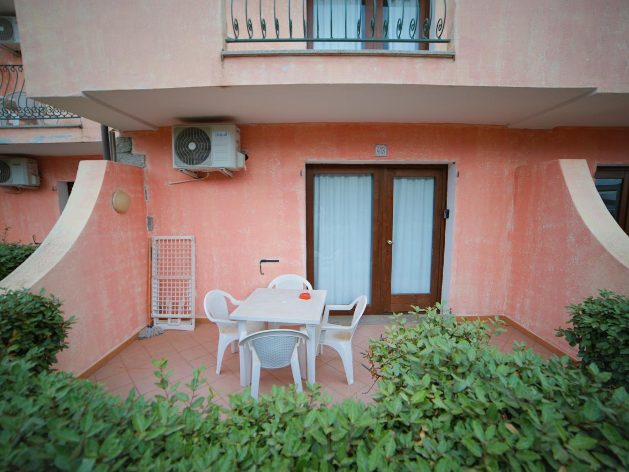Il Borgo Di Badesi Lejlighedshotel Eksteriør billede
