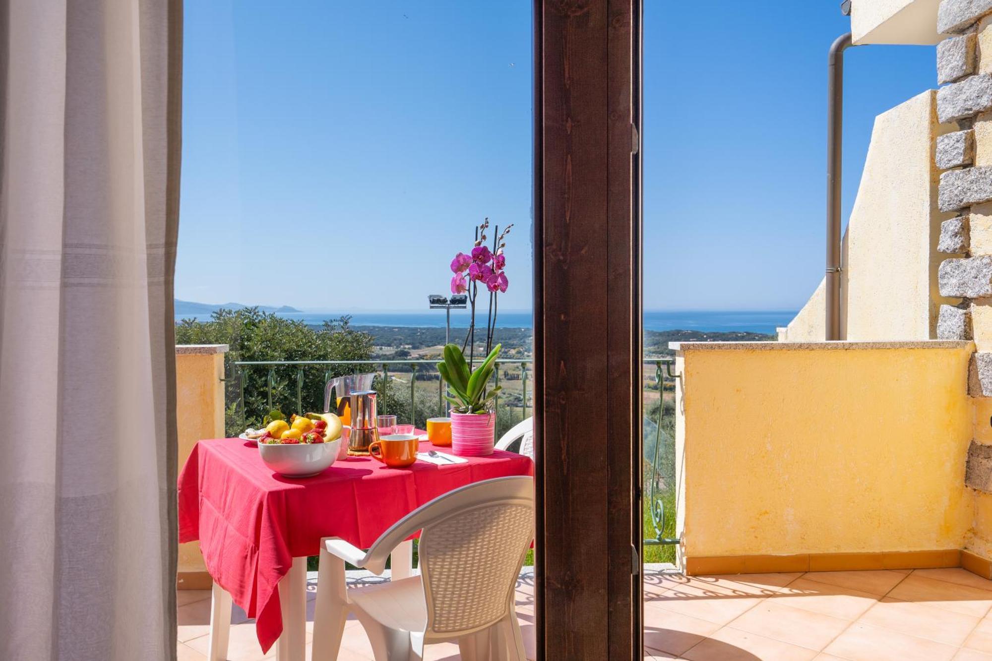 Il Borgo Di Badesi Lejlighedshotel Eksteriør billede