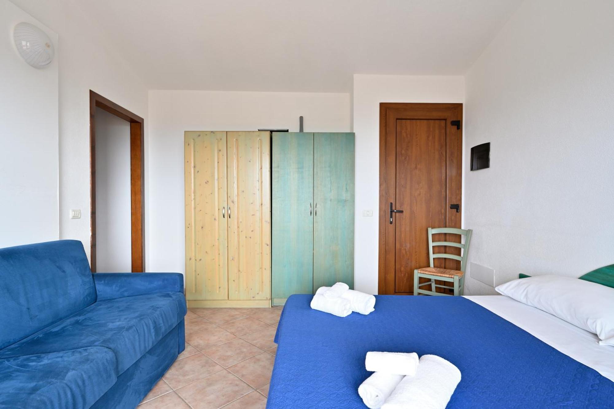 Il Borgo Di Badesi Lejlighedshotel Eksteriør billede